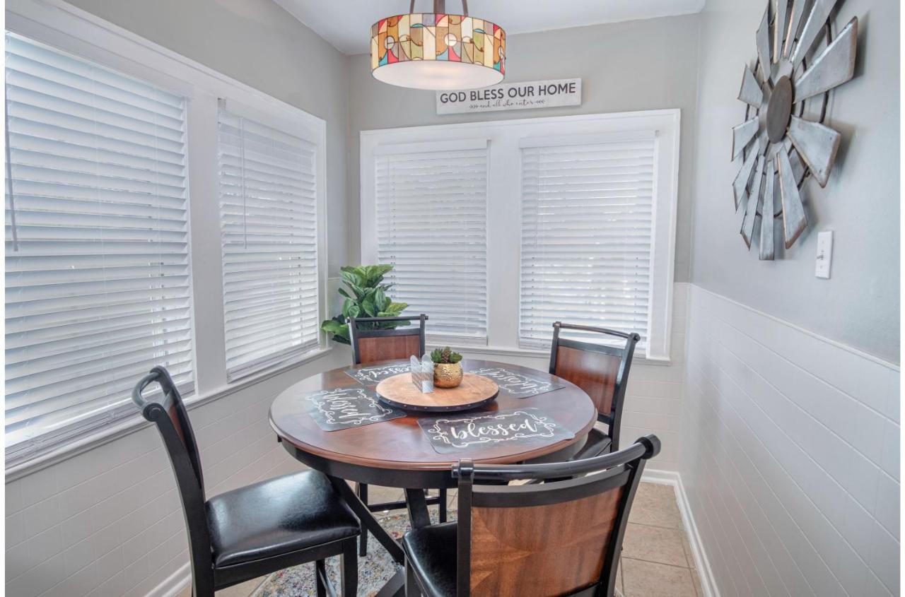 Stunning 3 Bedroom Home Near Dt Alamodome - Riverwalk San Antonio Bagian luar foto