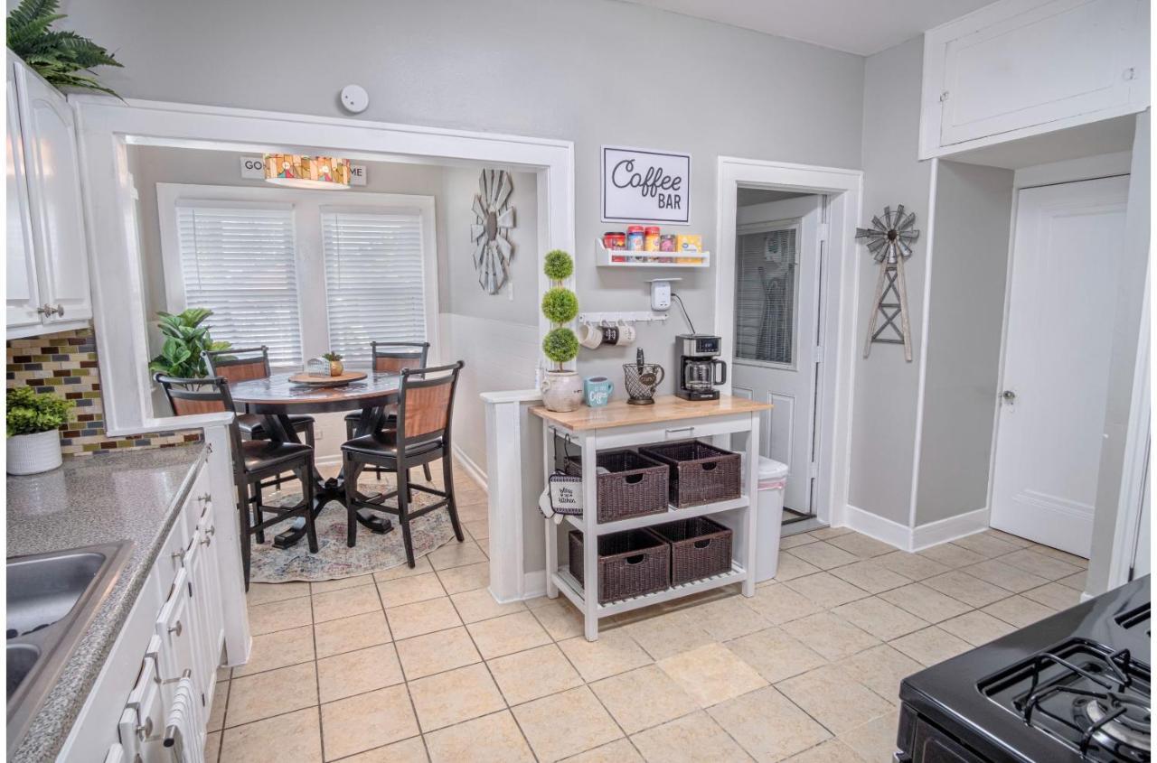 Stunning 3 Bedroom Home Near Dt Alamodome - Riverwalk San Antonio Bagian luar foto